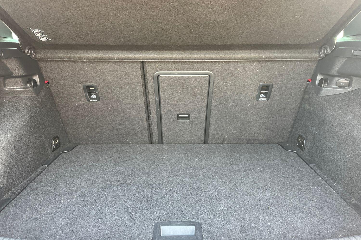 Volkswagen Golf Photo 20