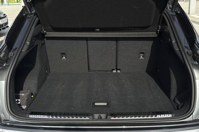 Audi Q3 Photo 12