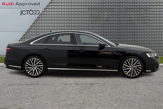 Audi A8 Photo 4