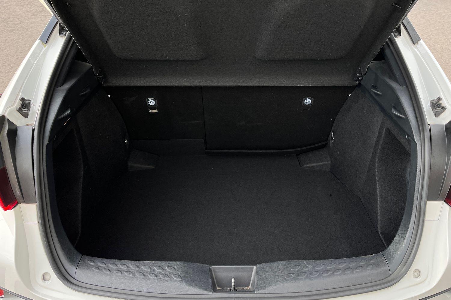 Toyota C-HR Photo 20