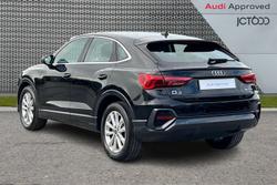 AUDI Q3 Photo 3