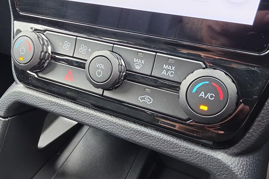 Ford RANGER Photo autoimg-9771d376e5a534ec949c632dff6d12449672872b.jpg