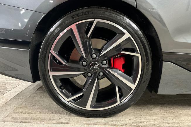 AUDI A6 Photo 5