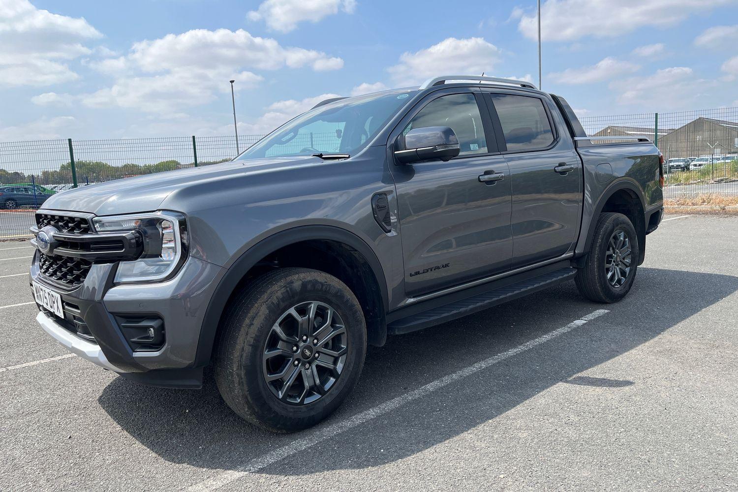 Ford RANGER Photo 22