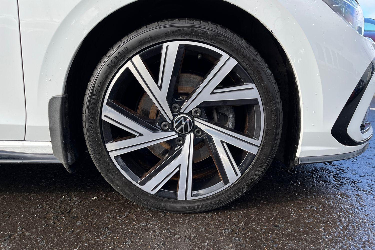 Volkswagen Golf Photo 7