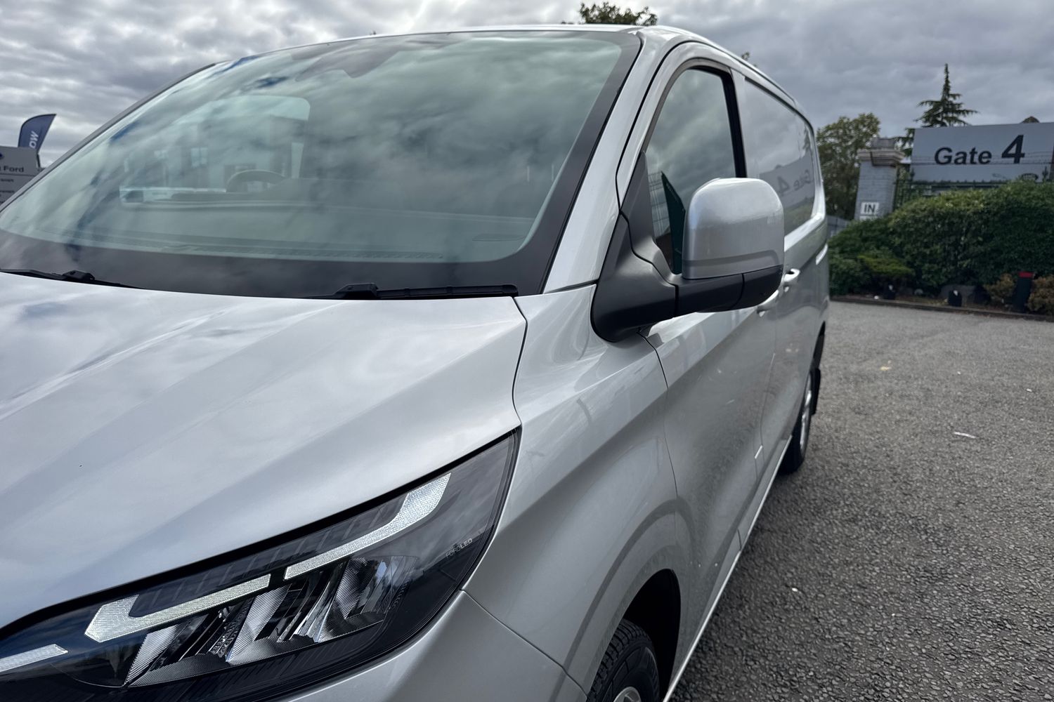 Ford TRANSIT CUSTOM Photo 21