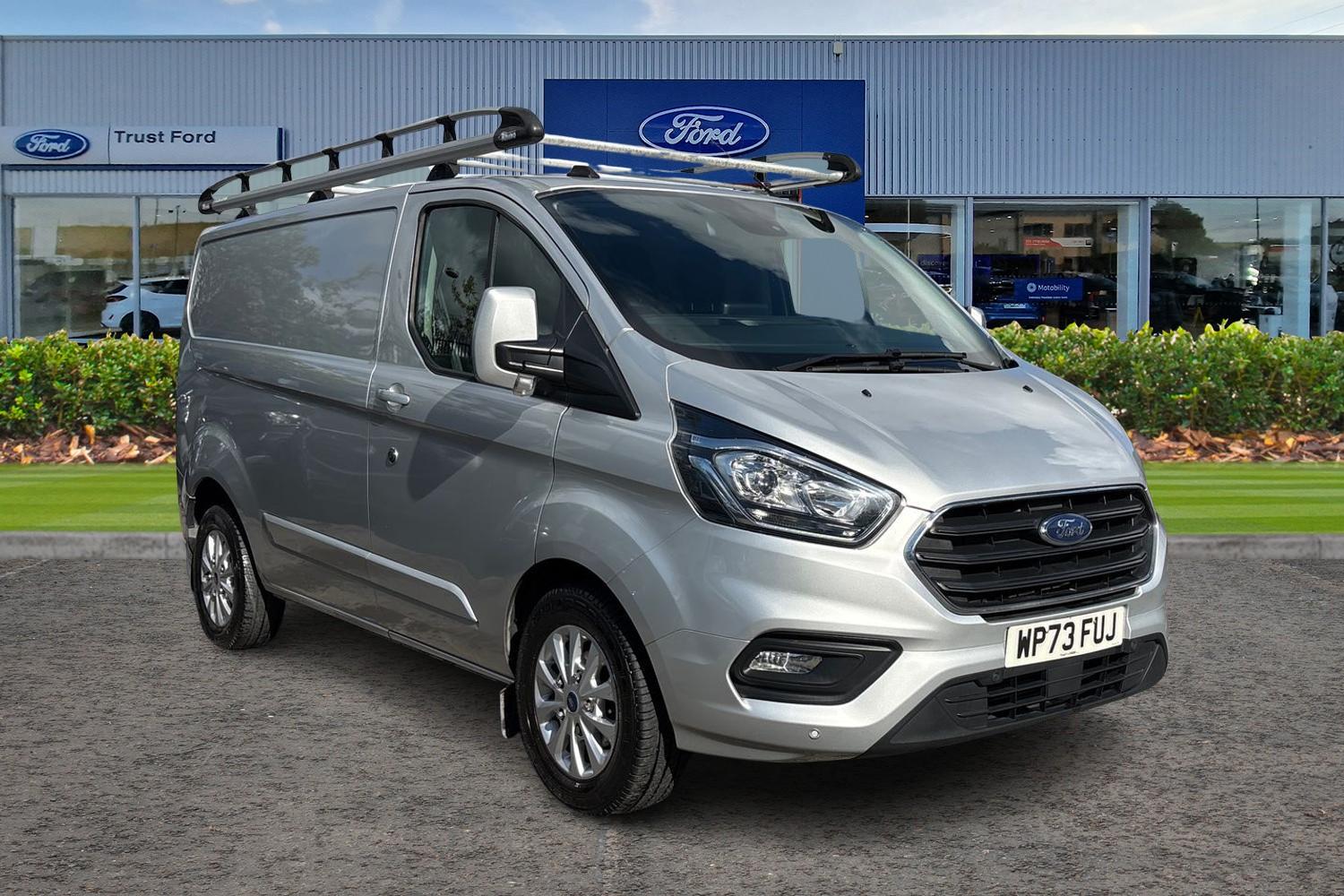 Ford TRANSIT CUSTOM Photo 0
