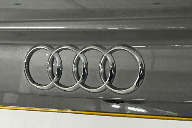 AUDI Q3 Photo 35