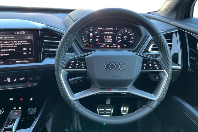 AUDI Q4 E-Tron Photo 11