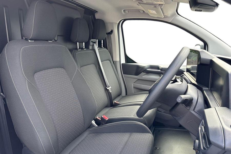 Ford E-TRANSIT CUSTOM Photo autoimg-977fc60736917b3690a771f87379d812f2919571.jpg