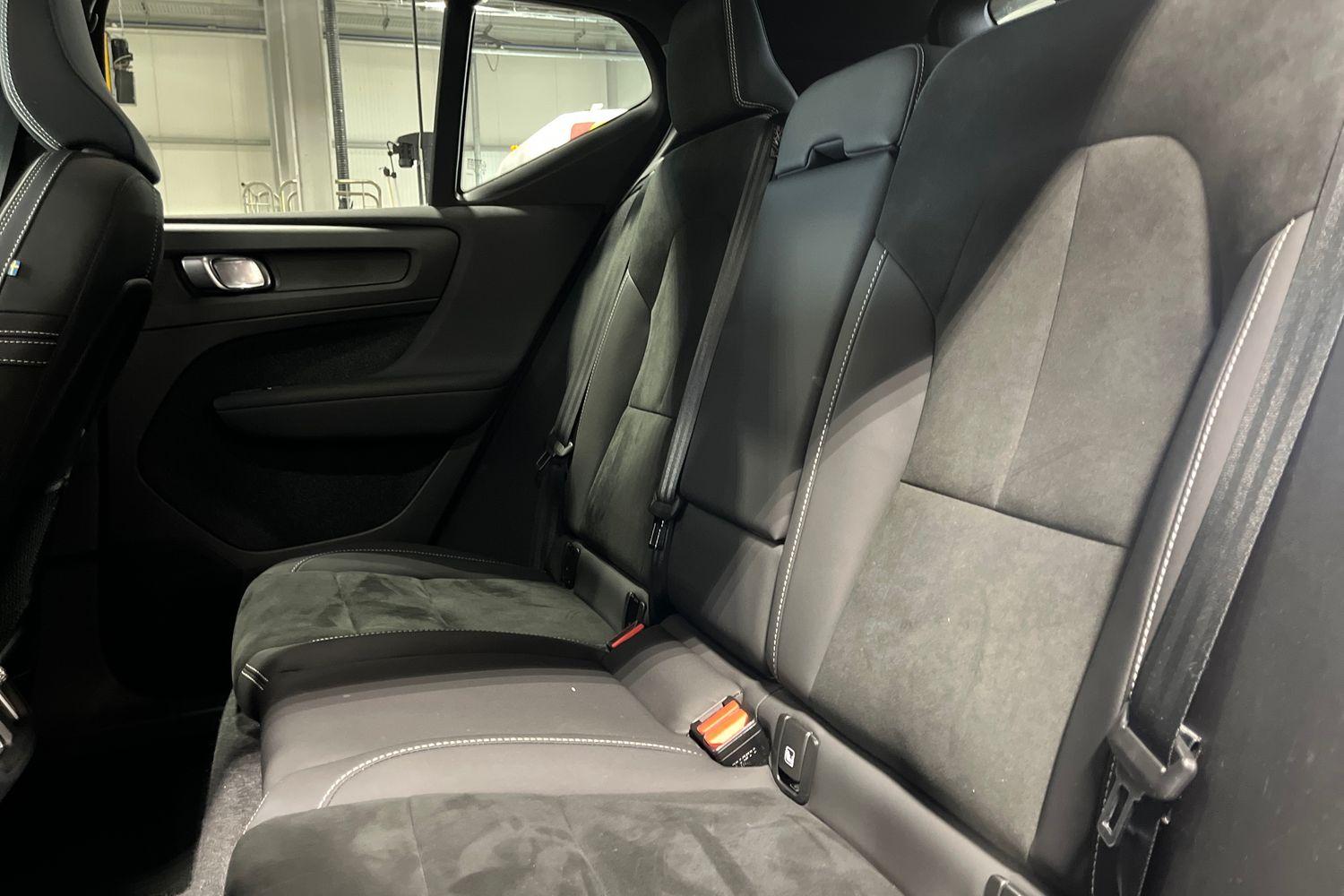 Volvo XC40 Photo 19