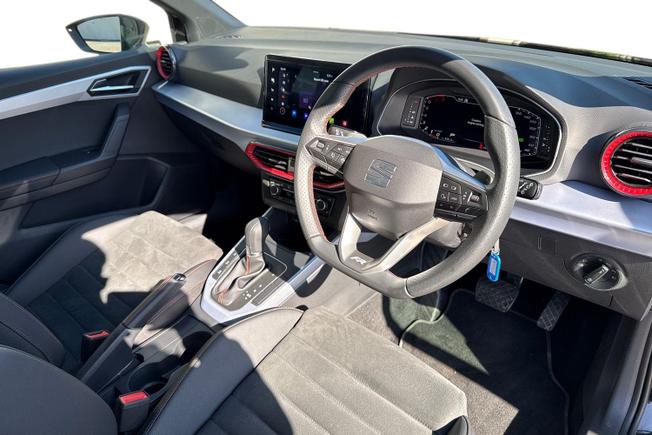 SEAT Arona Photo 6