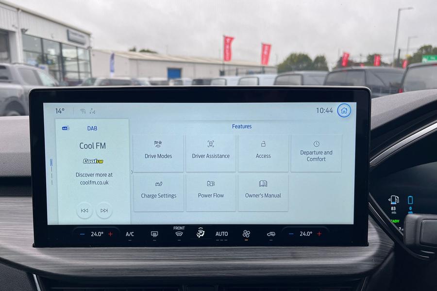 Ford KUGA Photo autoimg-978745d0d6d6fddd304da58c54182b6112068d90.jpg