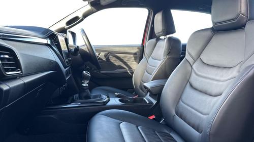 Isuzu D-Max Photo autoimg-978b072e0f54e89587145ee9cd27a78e1cab5a64.jpg