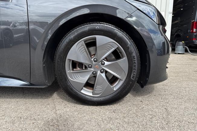 CUPRA Born Photo 5