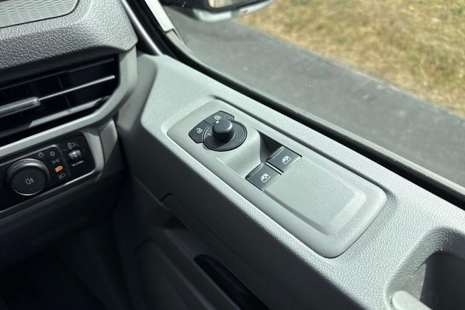 Volkswagen E-Transporter Photo 39