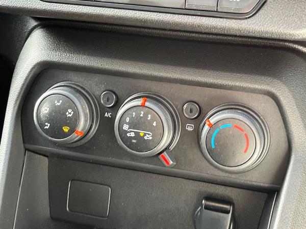 Dacia Sandero Photo autoimg-978da8d005acfd8265f8edc75b353bc7fa8813cf.jpg