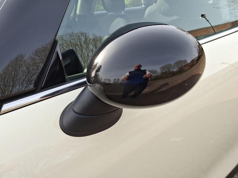 Used MINI Hatch PO19NYR 25