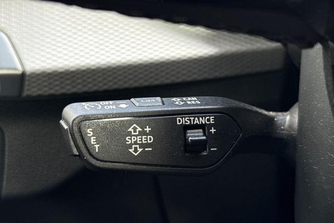 Audi Q2 Photo 36