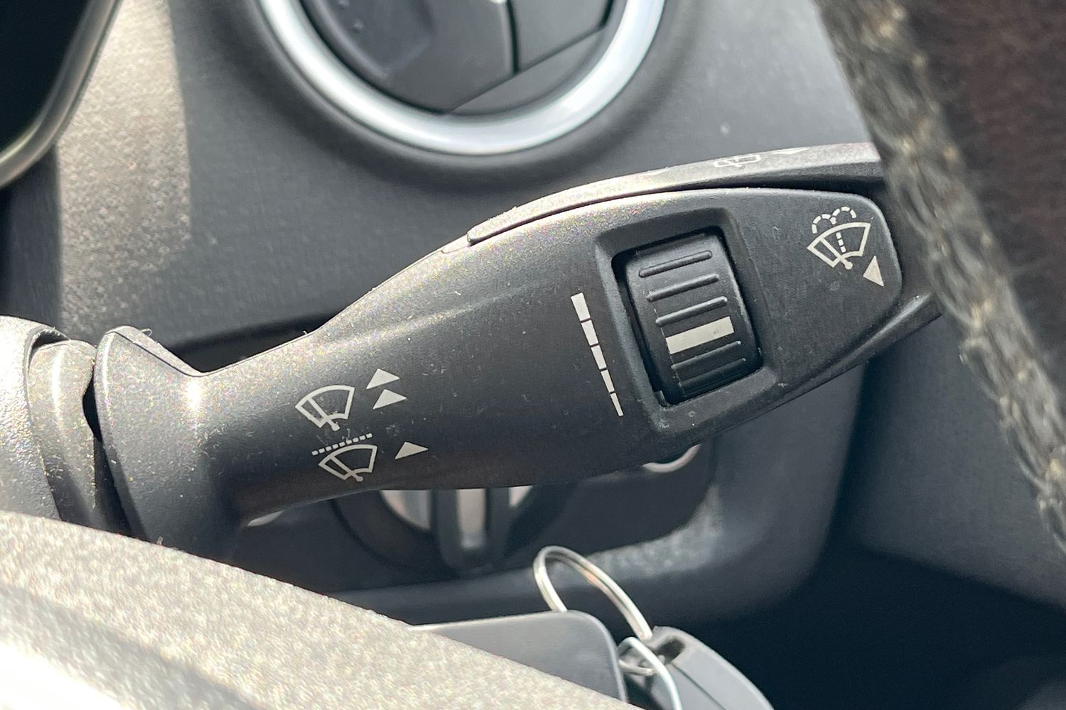 Ford FIESTA Photo 14