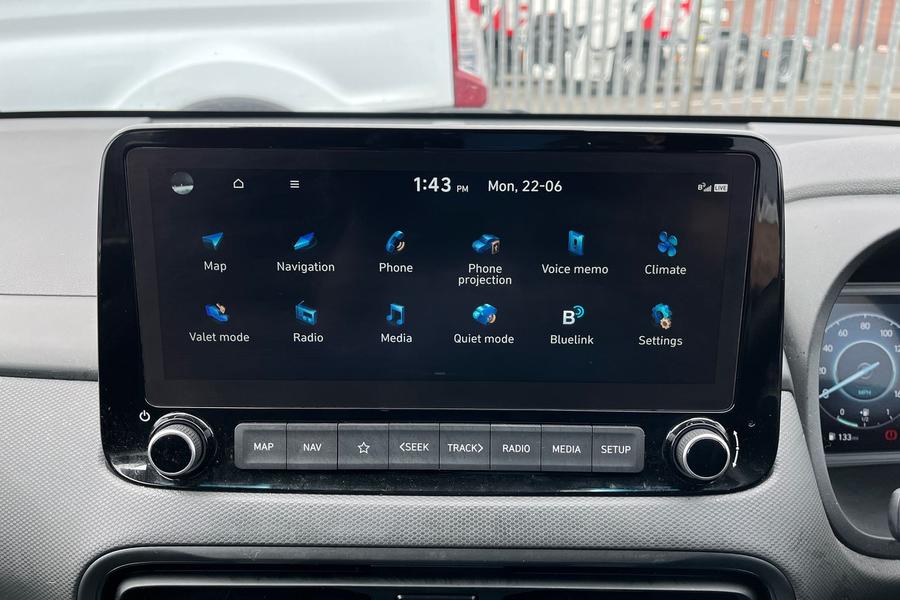 Hyundai KONA Photo autoimg-979964fbbbfd94b97772a49748cd6c3c04175ad3.jpg