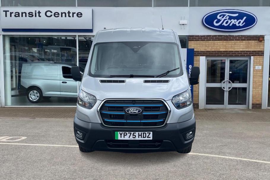 Used Ford E-TRANSIT YP75HDZ 12