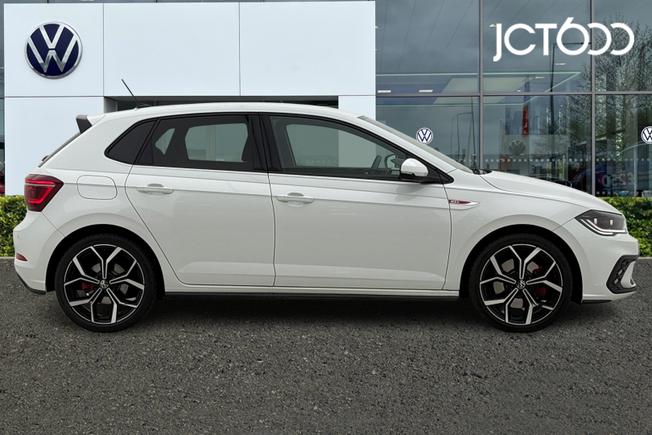 VOLKSWAGEN Polo Photo 4