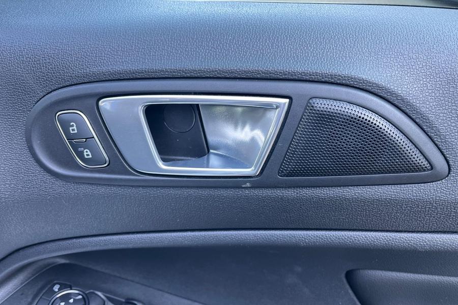 Ford EcoSport Photo autoimg-97a03c668617f51e8c8cdcfea8a0d0fec3c78fc6.jpg