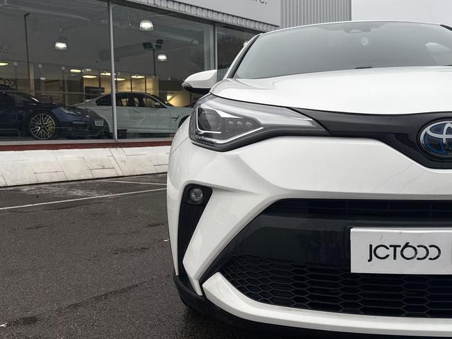 TOYOTA C-Hr Photo 25