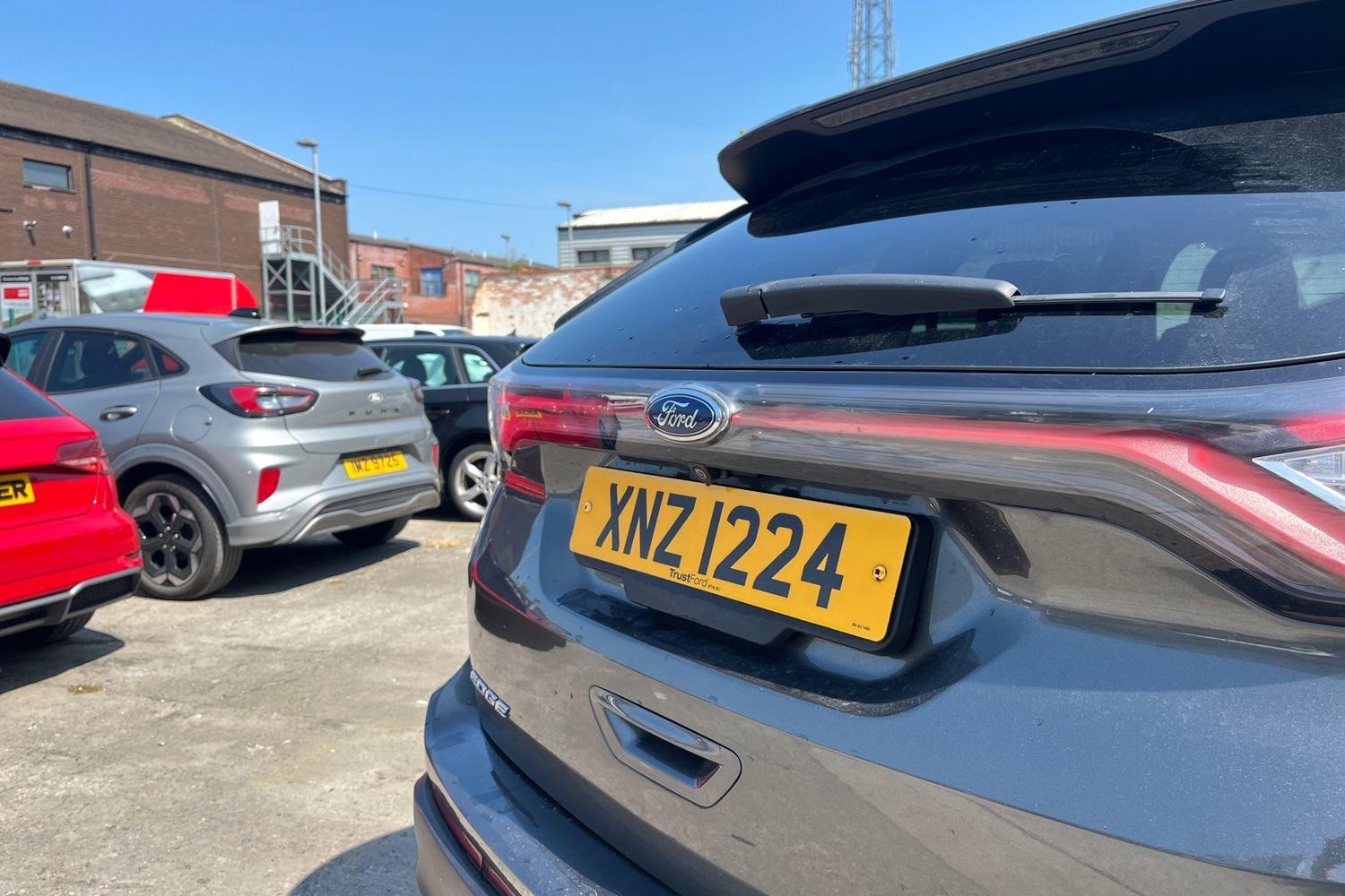 Ford EDGE Photo 39