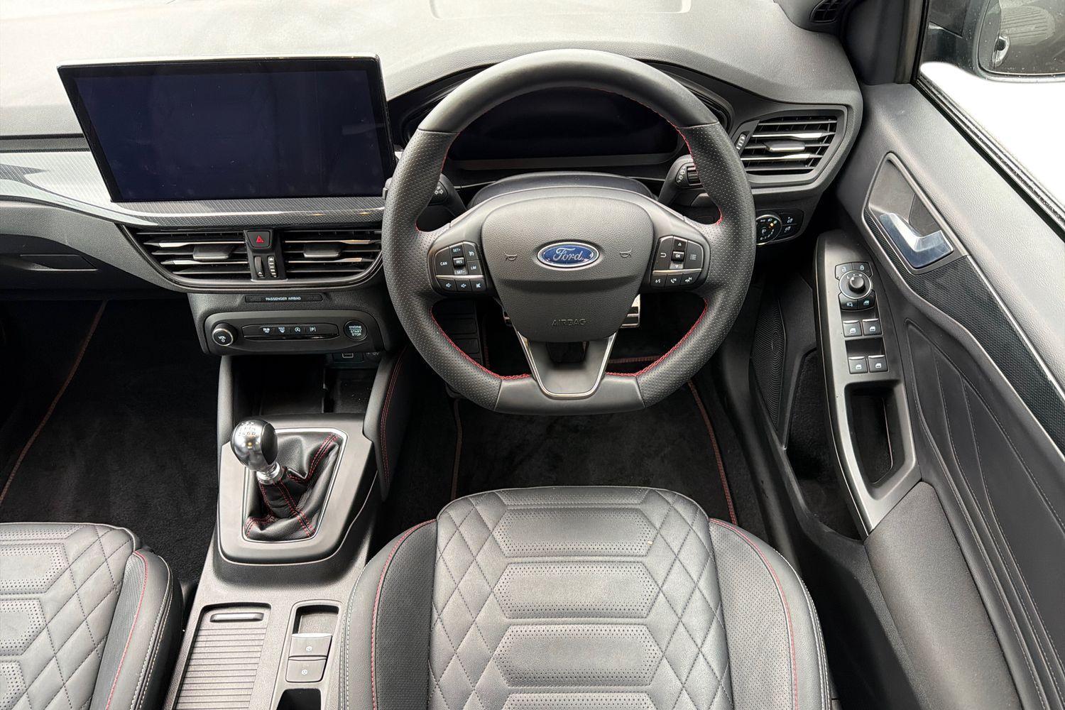 Ford FOCUS Photo 10