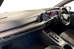 VOLKSWAGEN Golf Photo 2
