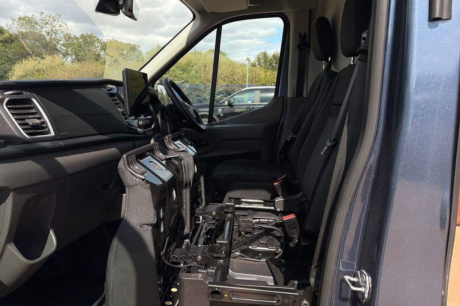 Ford TRANSIT Photo 10