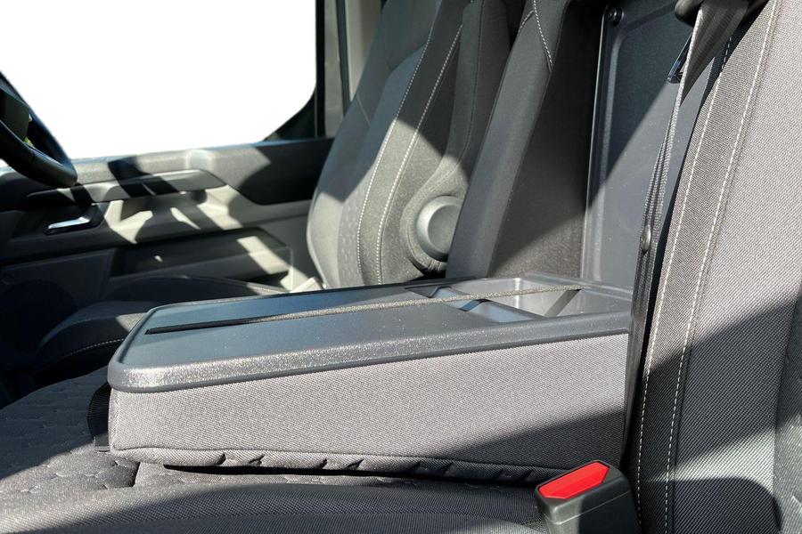Ford E-TRANSIT CUSTOM Photo autoimg-97aaf7474031f784cbbf88cdb7fea5fe6208df69.jpg