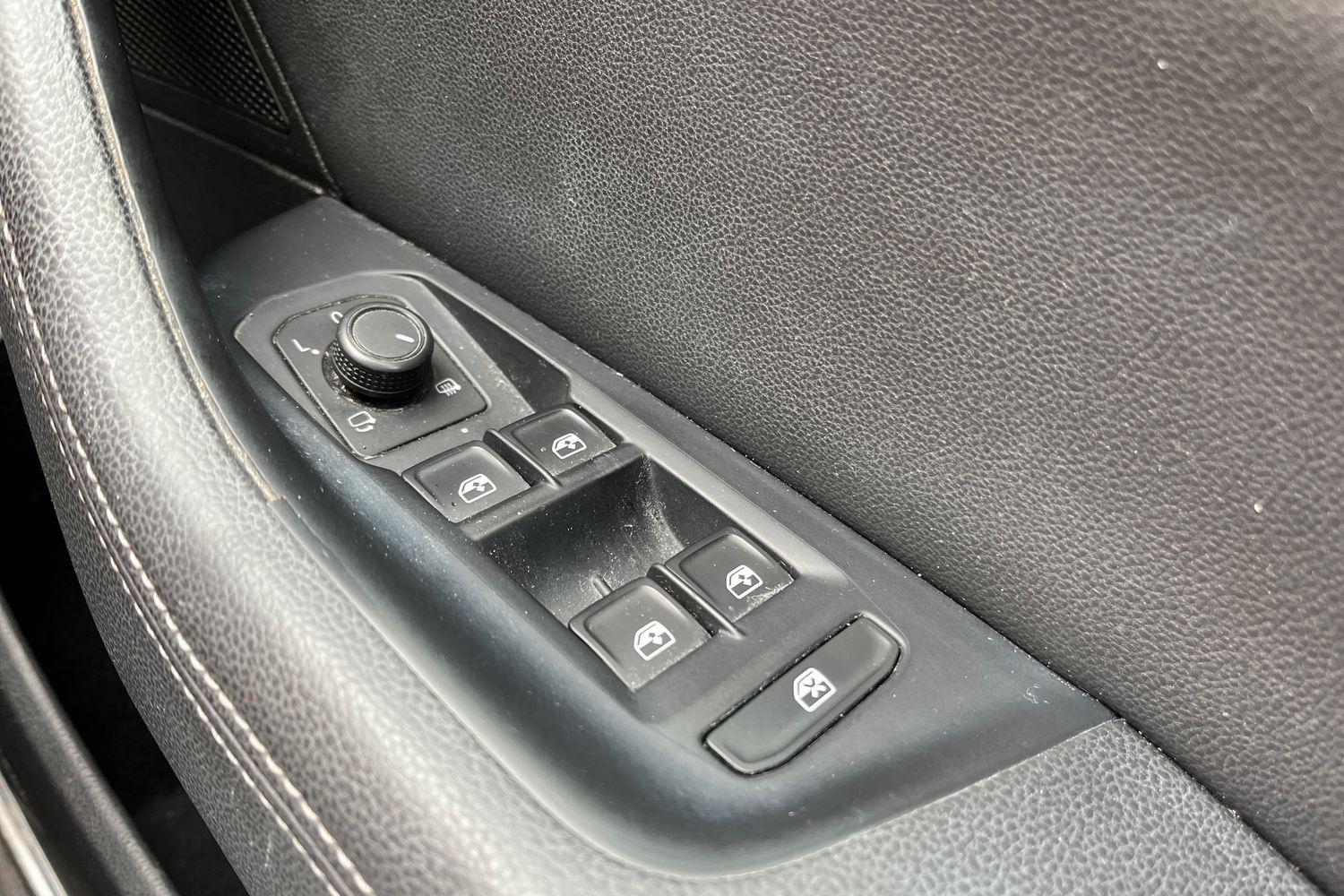 Volkswagen PASSAT Photo 15