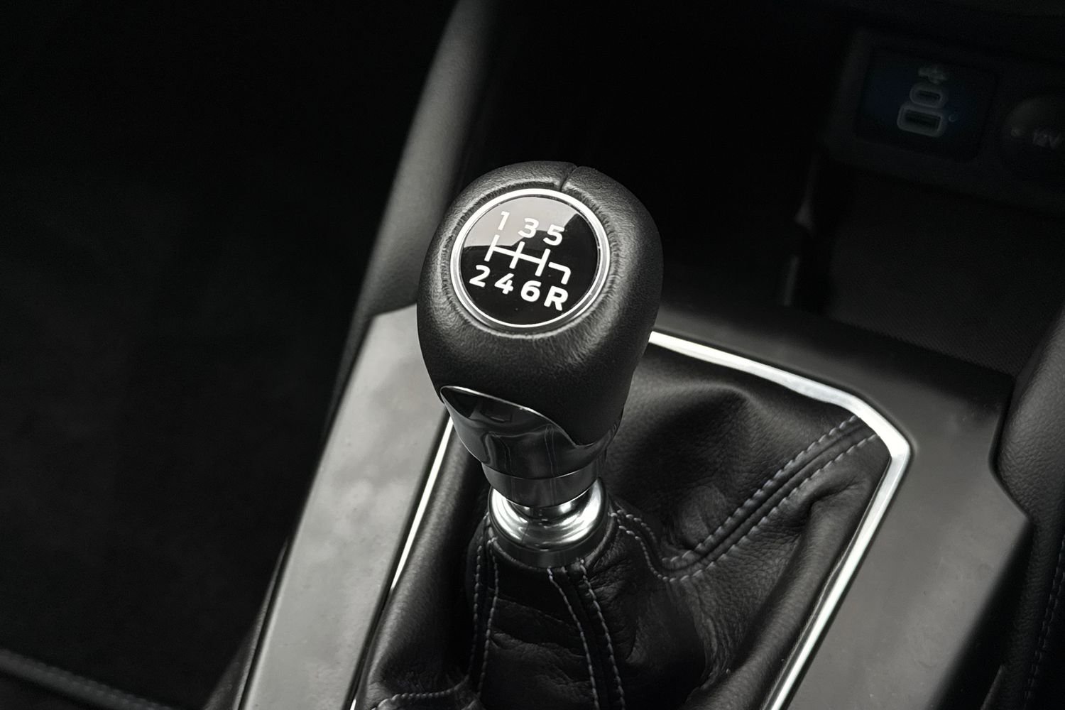 Ford FOCUS Photo 30