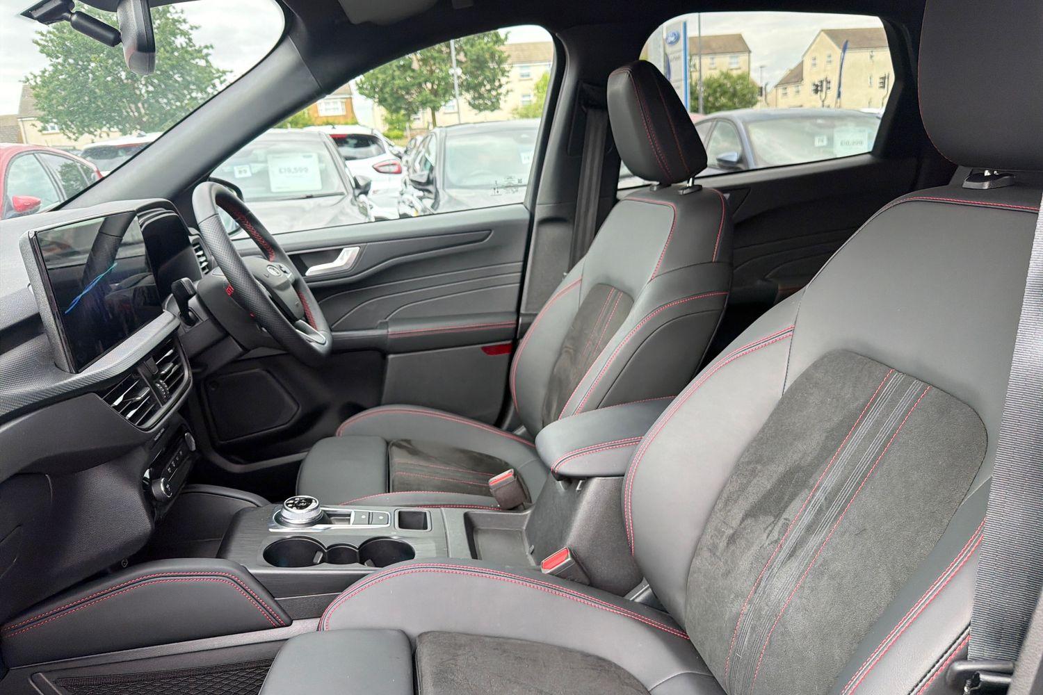Ford Kuga Photo 18