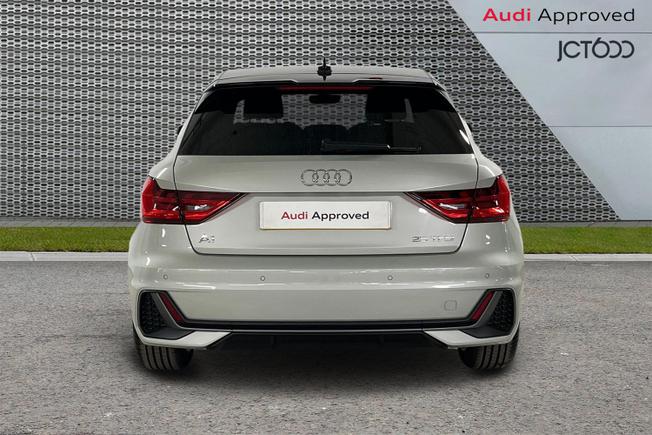 Audi A1 Photo 7