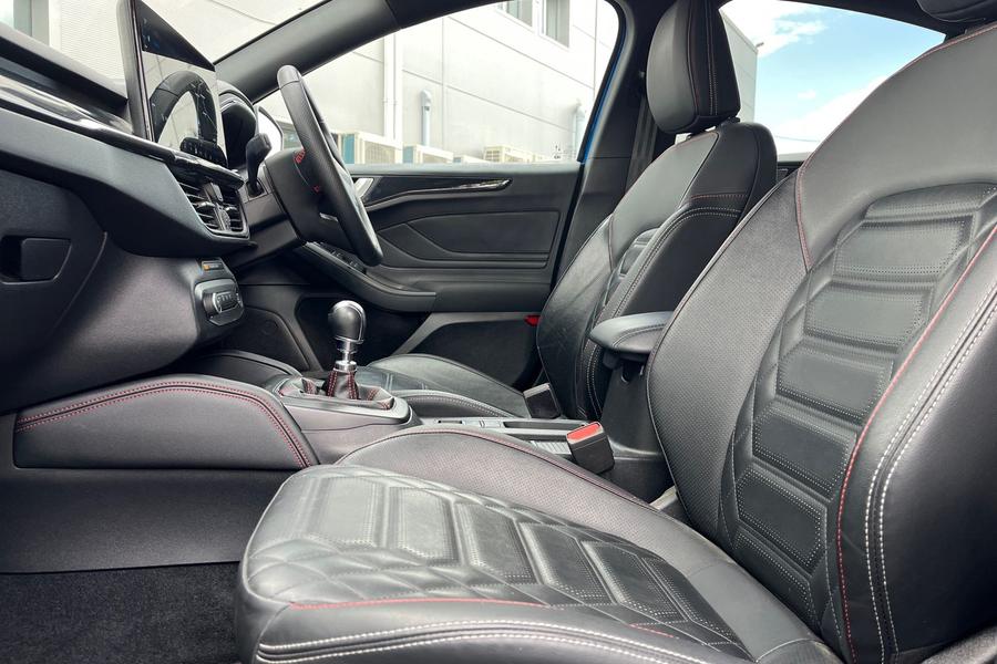 Ford FOCUS Photo autoimg-97b1f25c4b50de63471677f0ebccc8399d5b7744.jpg