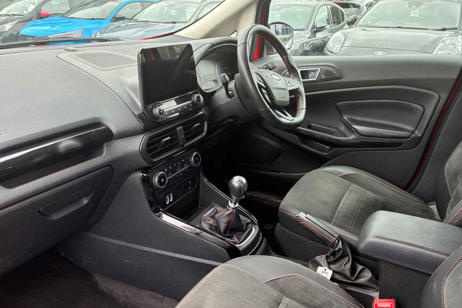 Ford ECOSPORT Photo 17