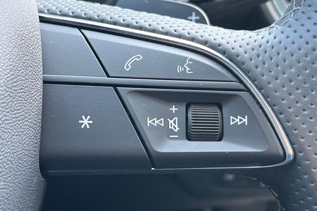 AUDI Q5 Photo 17