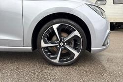 SEAT Ibiza Photo 5