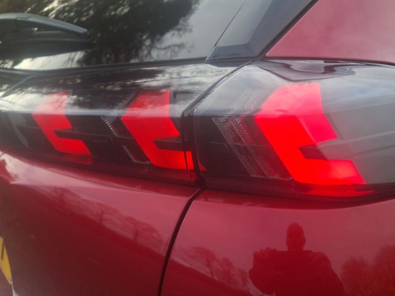 Used Peugeot 2008 NU70AUT 35