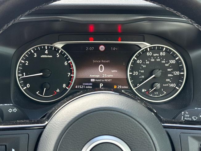 NISSAN Qashqai Photo 15