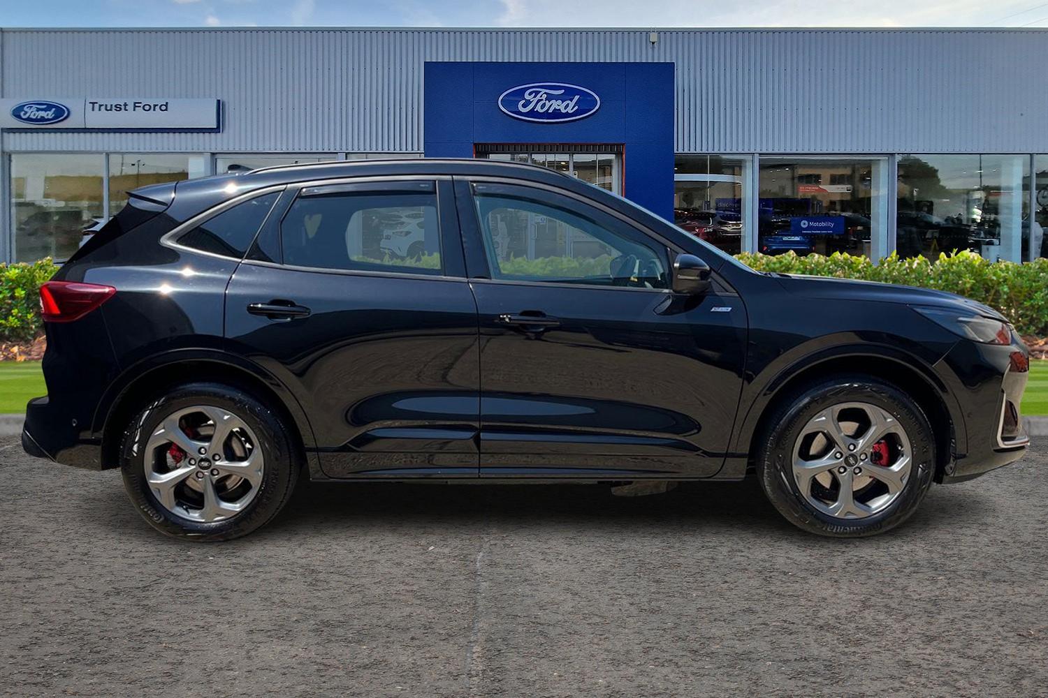 Ford Kuga Photo 2