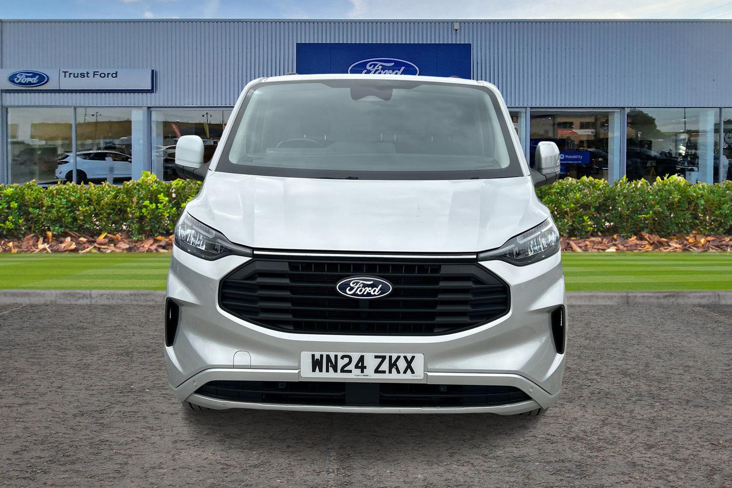 Ford TRANSIT CUSTOM Photo 12