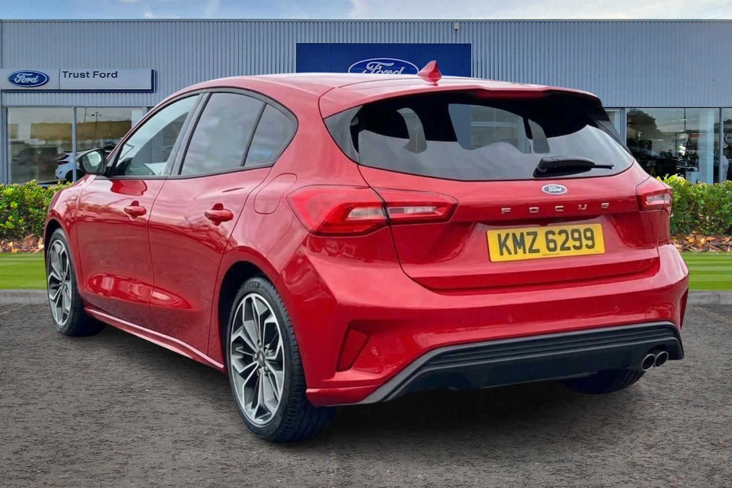 Ford FOCUS Photo 1