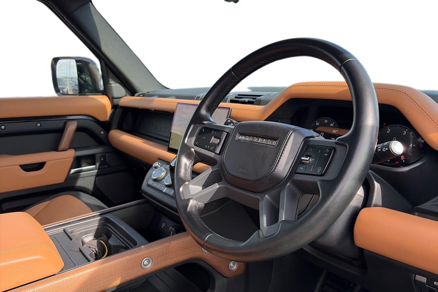 Land Rover Defender 90 Photo 8