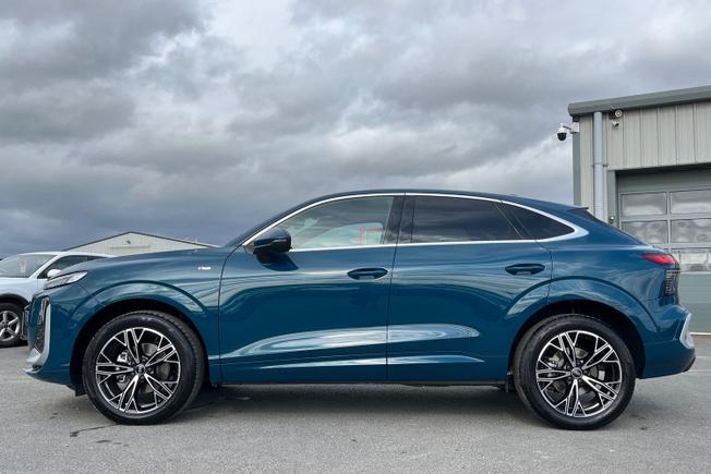 AUDI  Q3 Sportback Photo 53