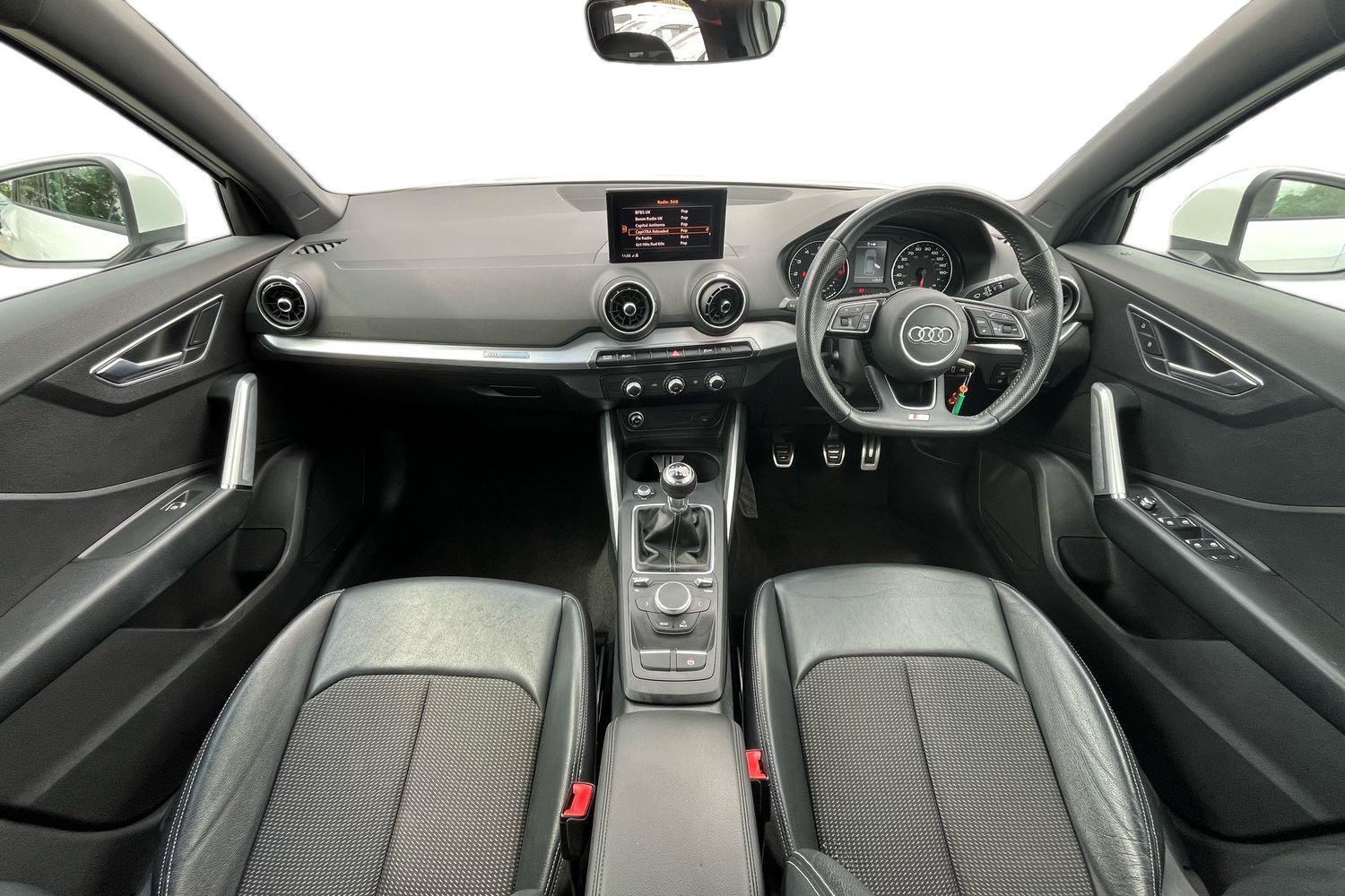 Audi Q2 Photo 9